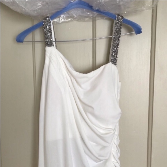 Beyond by Jovani White backless gown - Picture 2 of 9